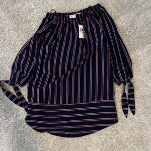 NWT: Buckle women’s off the shoulder long sleeve dress- M